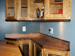 Under-cabinet molding