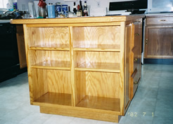 Adjustable bookshelves